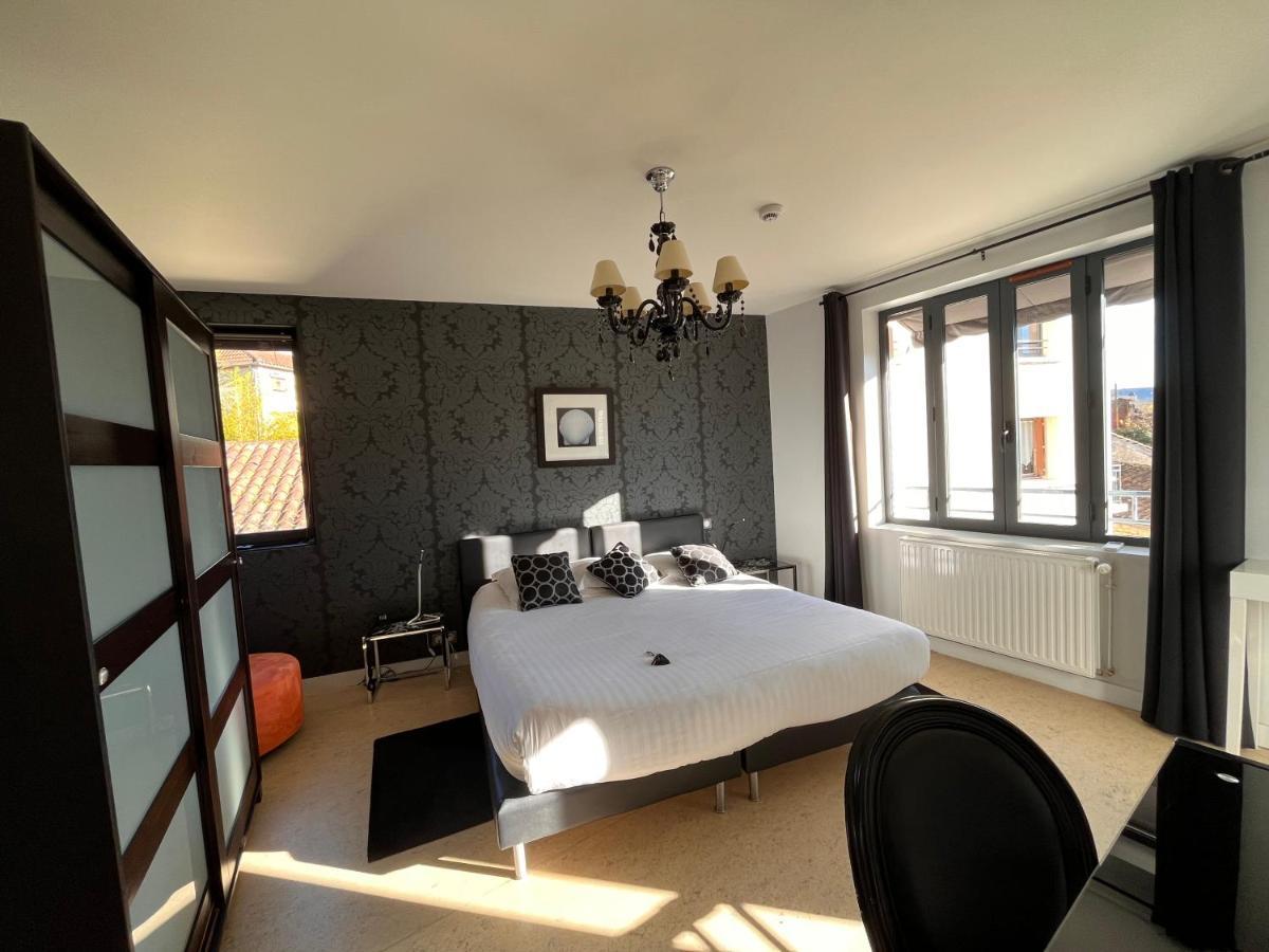 Le Vinois Hotel Caillac Екстериор снимка