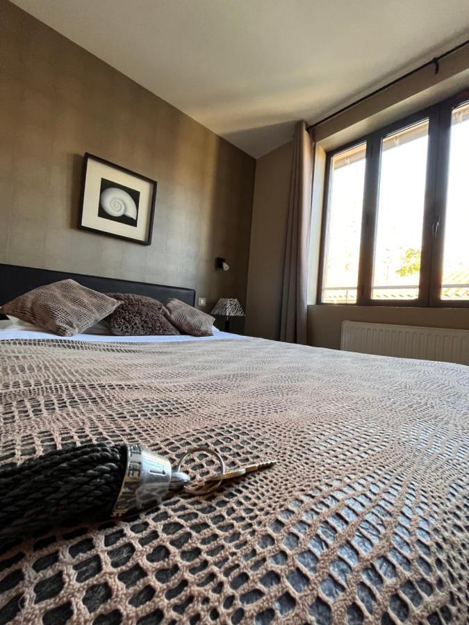 Le Vinois Hotel Caillac Екстериор снимка