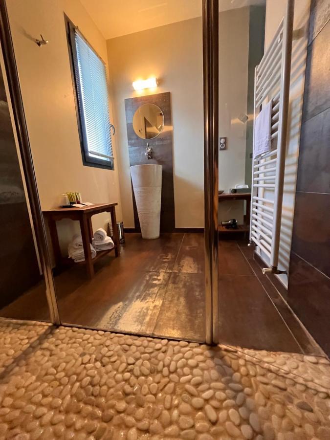 Le Vinois Hotel Caillac Екстериор снимка