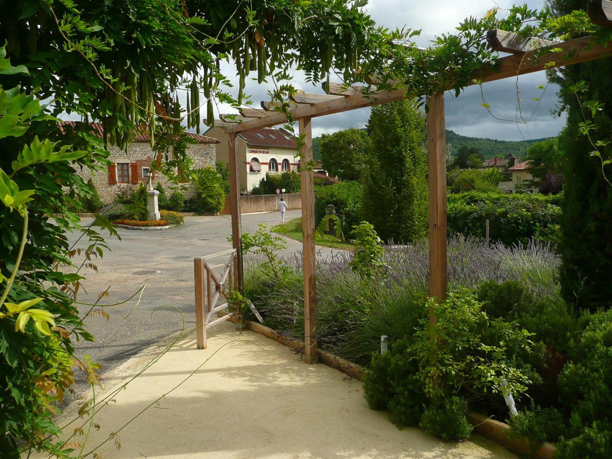 Le Vinois Hotel Caillac Екстериор снимка