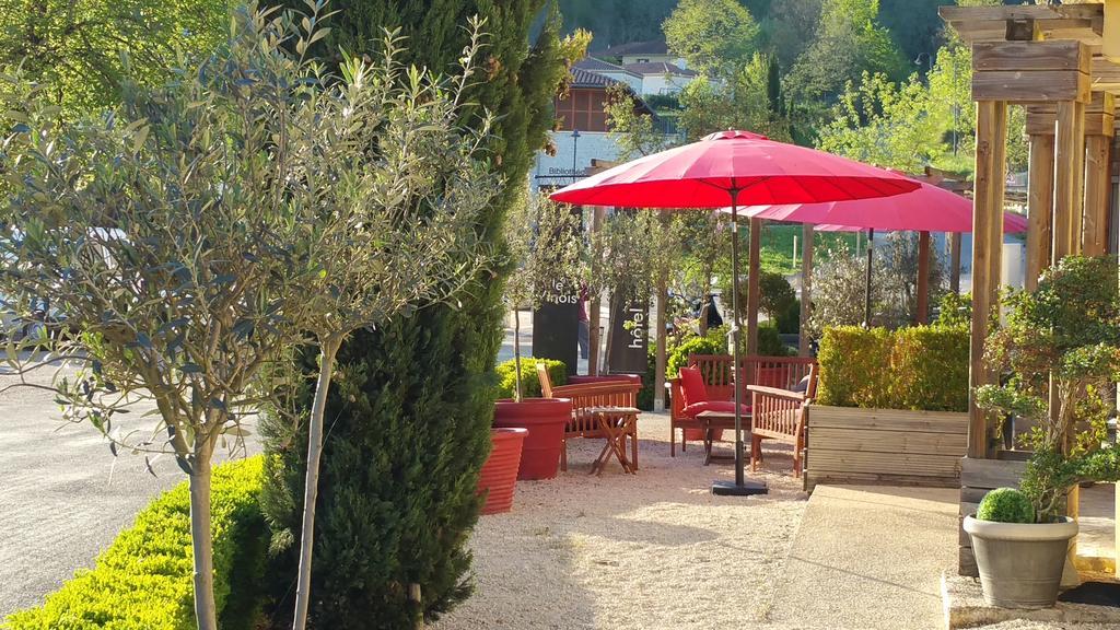 Le Vinois Hotel Caillac Екстериор снимка